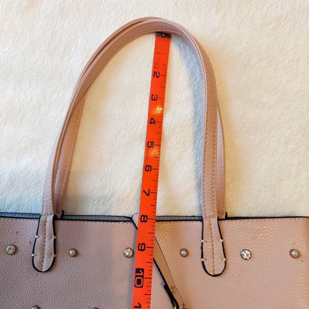 Pink shoulder strap pocket book pearl and sequin front rose petal closure Bag - Picture 6 of 14